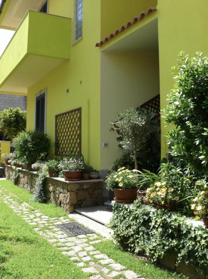 Lovely Flat In Northern Sardinia ヴァッレドーリア エクステリア 写真