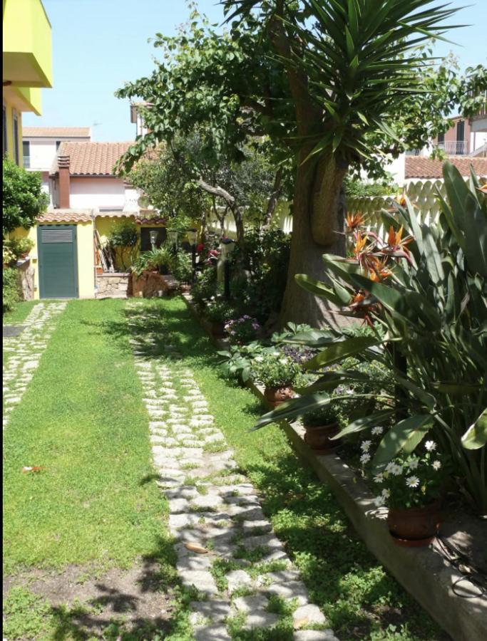 Lovely Flat In Northern Sardinia ヴァッレドーリア エクステリア 写真