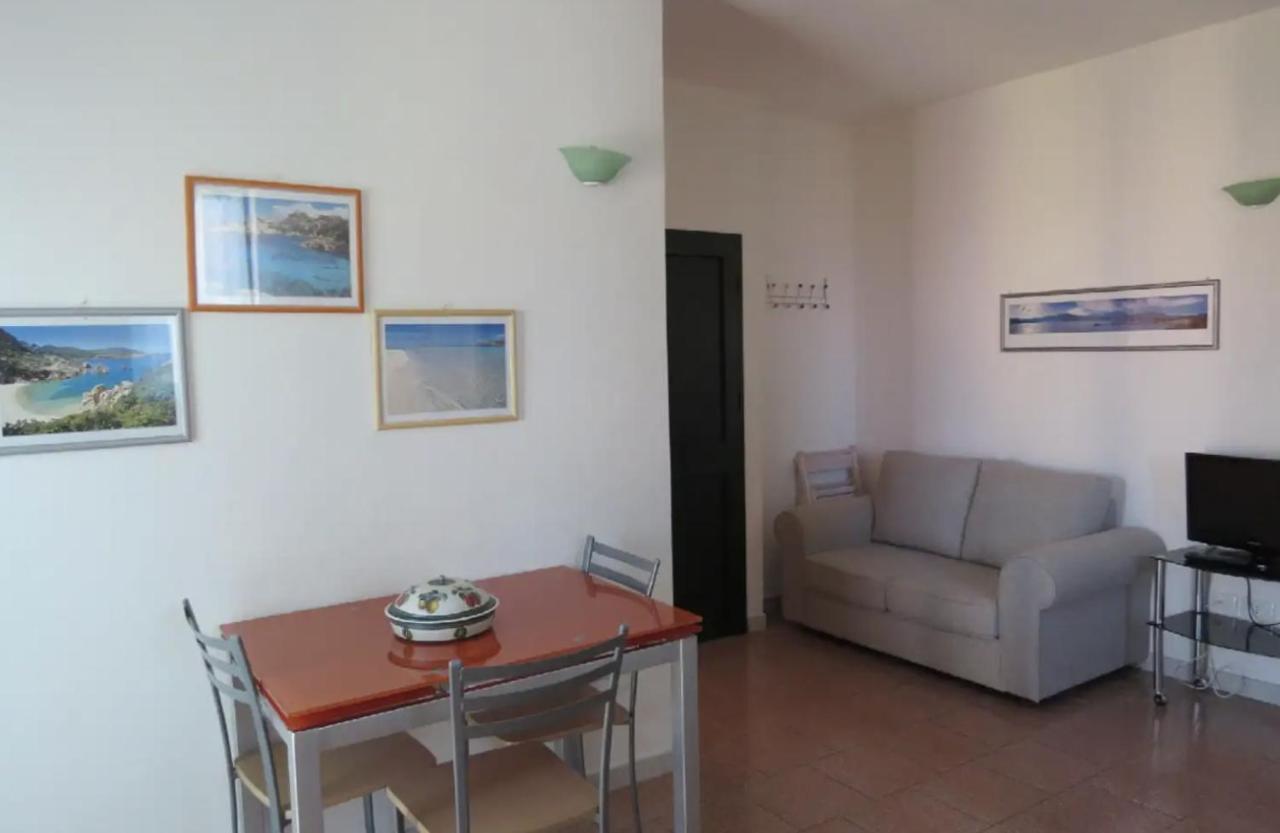 Lovely Flat In Northern Sardinia ヴァッレドーリア エクステリア 写真